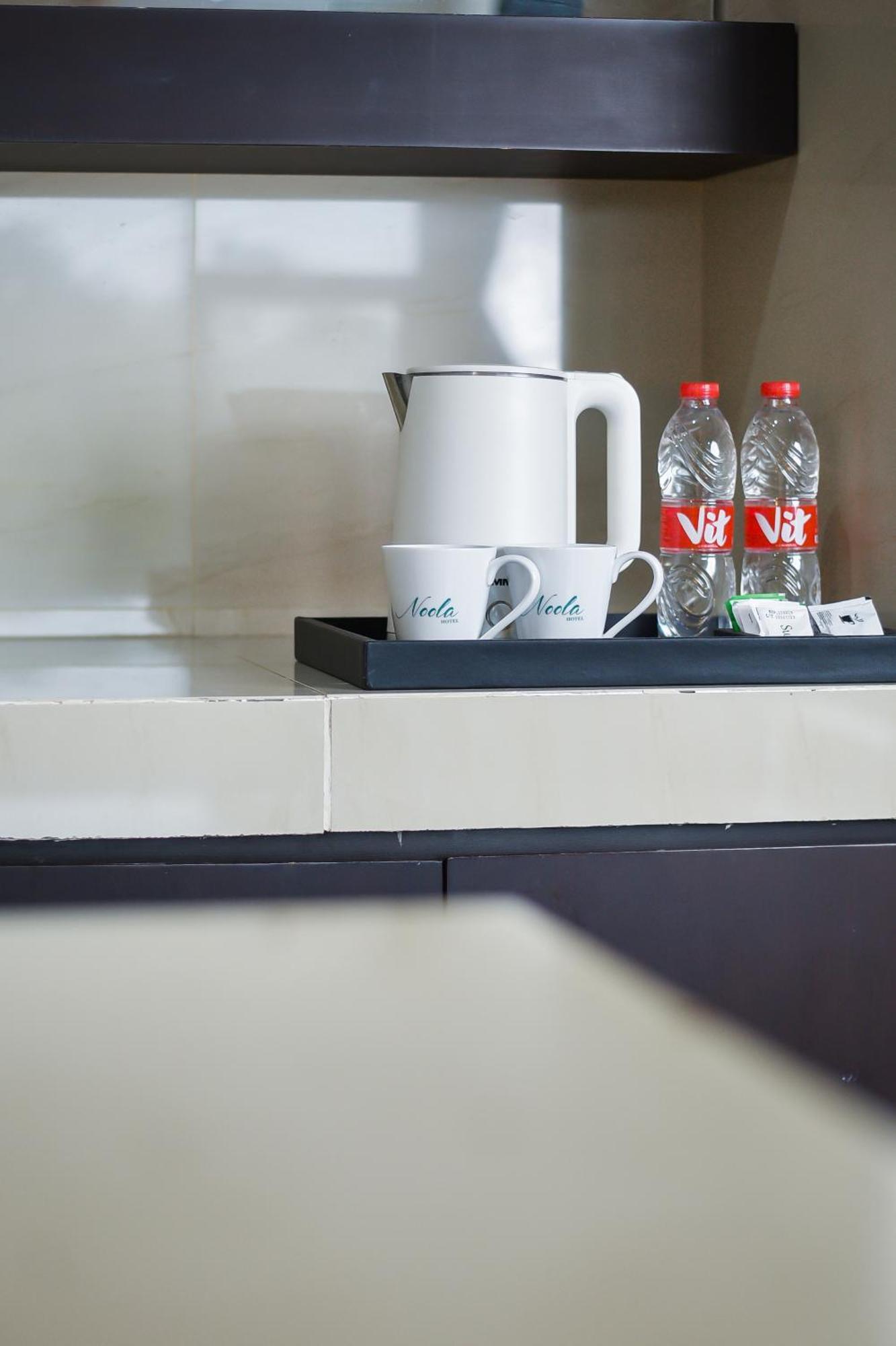 Noola Hotel Cilacap Extérieur photo